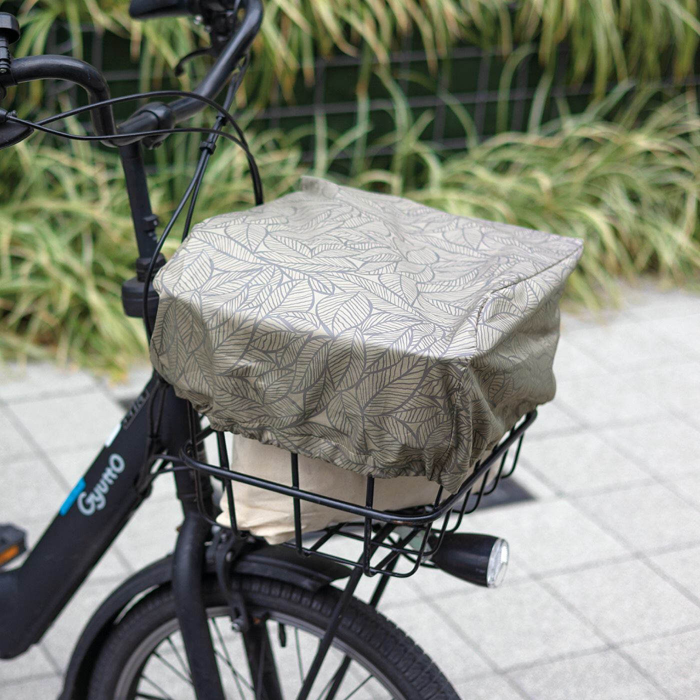 Real Stock|ラミプリュス　傘屋さんと作った　自転車かごにも使える木もれ日を背負うようなリュックカバー|自転車の前かごに付けて、荷物の飛び出し防止カバーにも！