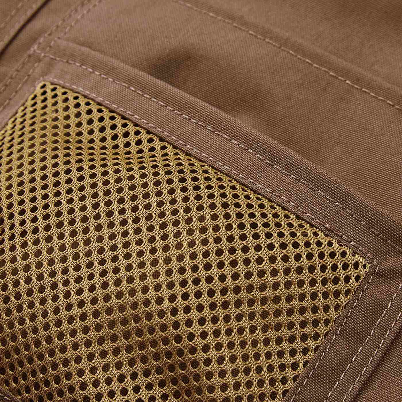 Real Stock|UP.de　着られるバッグ（TM） 付けポケットいっぱい 脚さばきのよいはっ水ショートエプロン|中が見えるメッシュ素材のポケット。