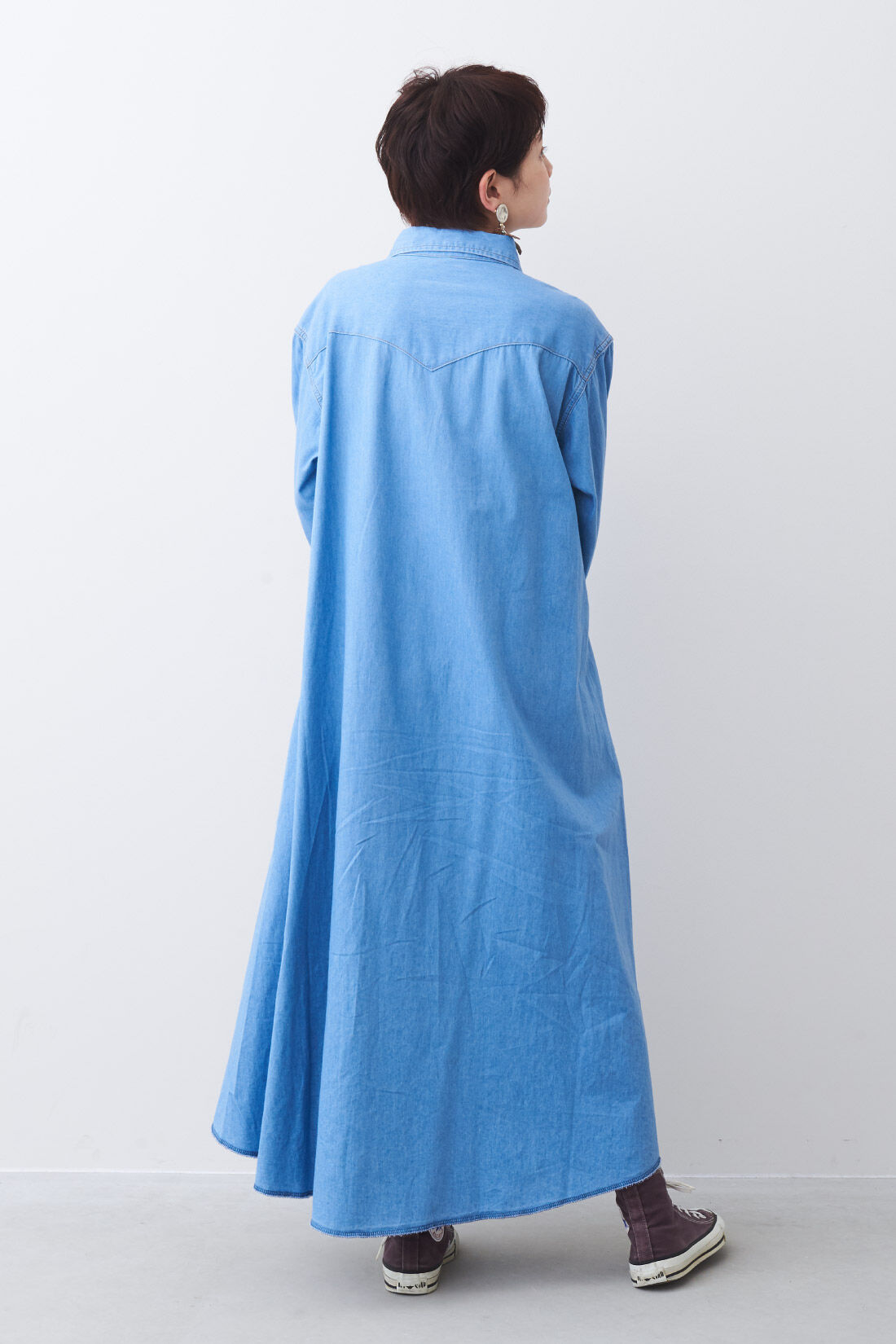 Real Stock|MEDE19F 〈SELECT〉 Wrangler デニムウエスタンシャツドレス|2・薄いブルー　※モデル身長：157cm