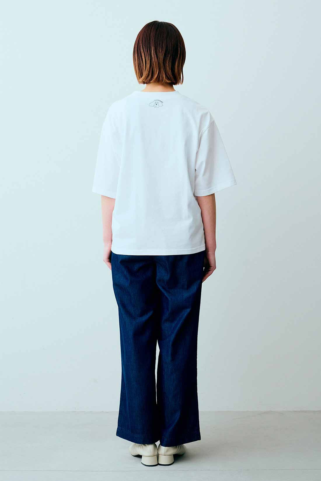 IEDIT|Her smileプロジェクト IEDIT[イディット]　オーガニックコットンのインドの女の子ネームプリントTシャツの会|モデル身長：160cm　着用サイズ：M