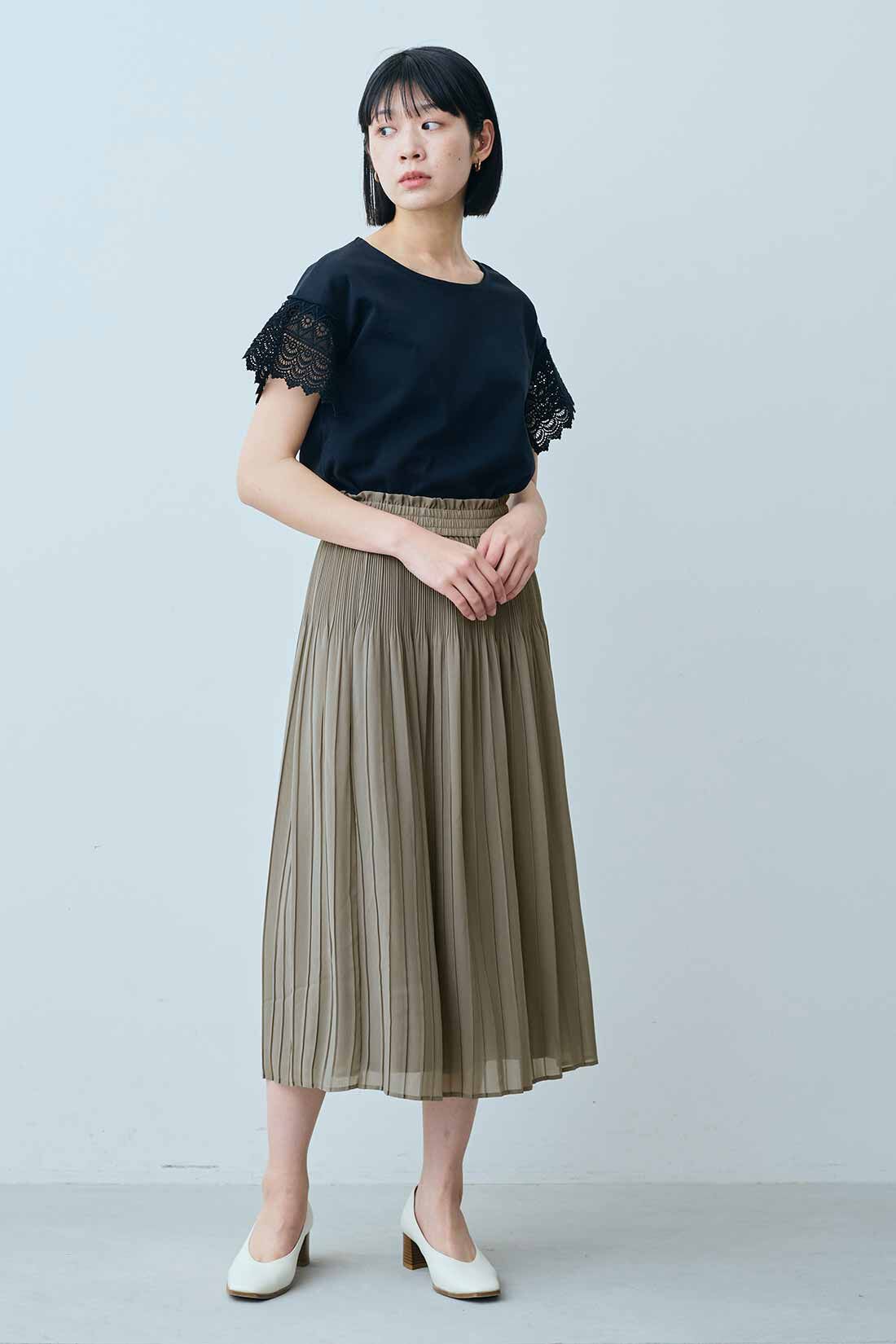 IEDIT|IEDIT[イディット]　上品軽やかな デザインプリーツのすっきり見えスカート|モデル身長：164cm　着用サイズ：M