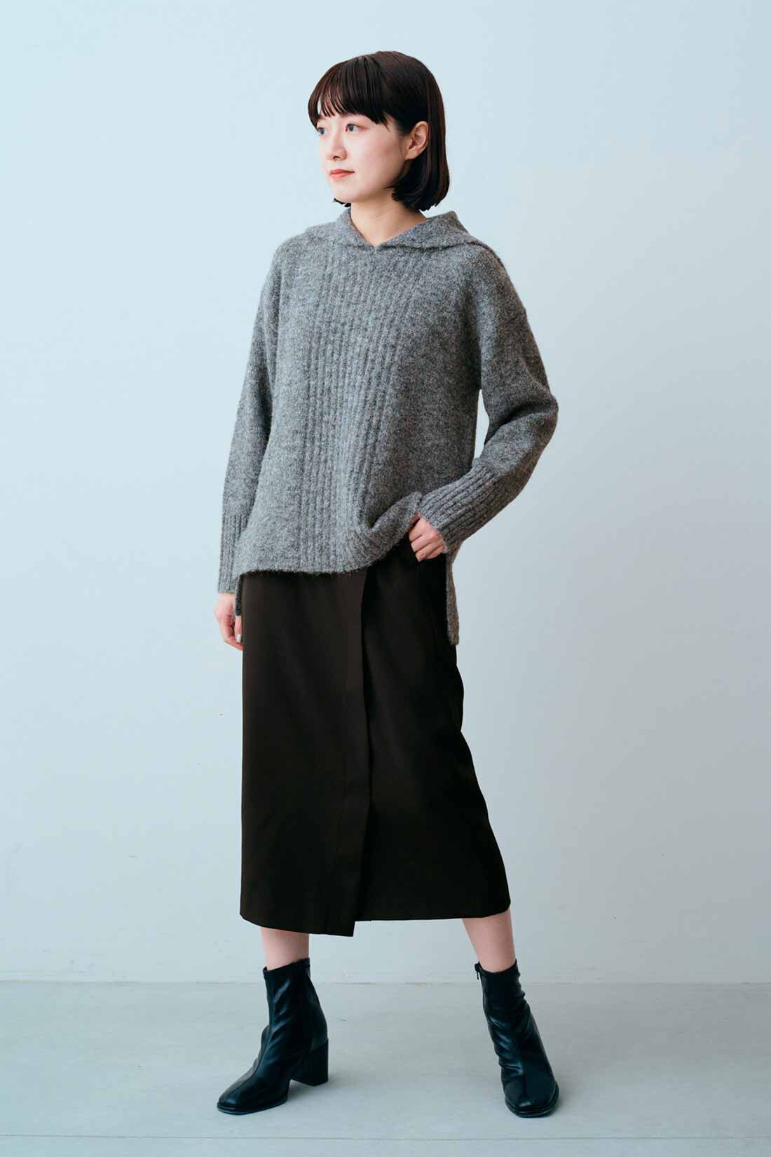 IEDIT|IEDIT[イディット]　伸びやかなダブルクロス素材のフロント切り替えIラインスカート|モデル身長：163cm　着用サイズ：M
