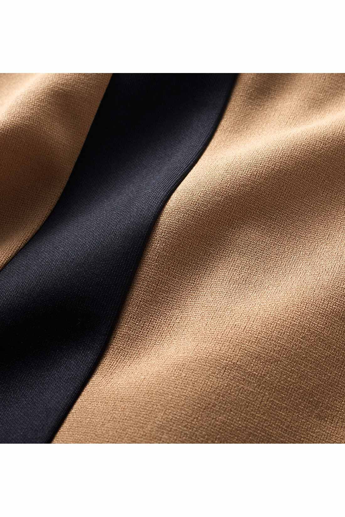 IEDIT|IEDIT[イディット]　布はく見えカットソー素材のサイドライン入りテーパードパンツ|きれいに見えてらくちん、軽く伸びやかなカットソージョーゼット素材。