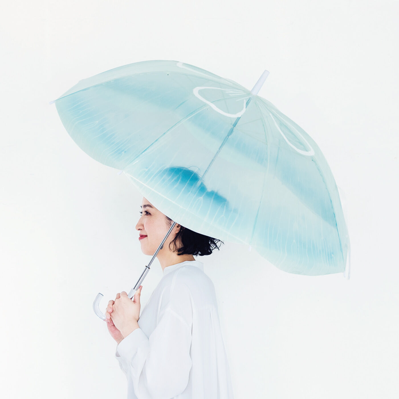 YOU+MORE! | 雨空を泳ぐ ミズクラゲの傘