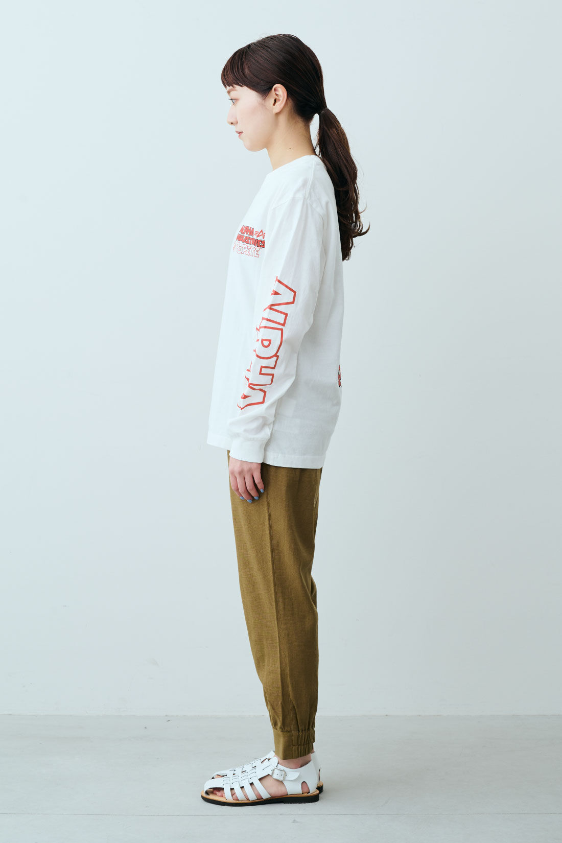 fashion special|【WEB限定・特急便】　POPEYE（TM）×ALPHA バックプリントTシャツ|2：ホワイト　モデル身長：163cm