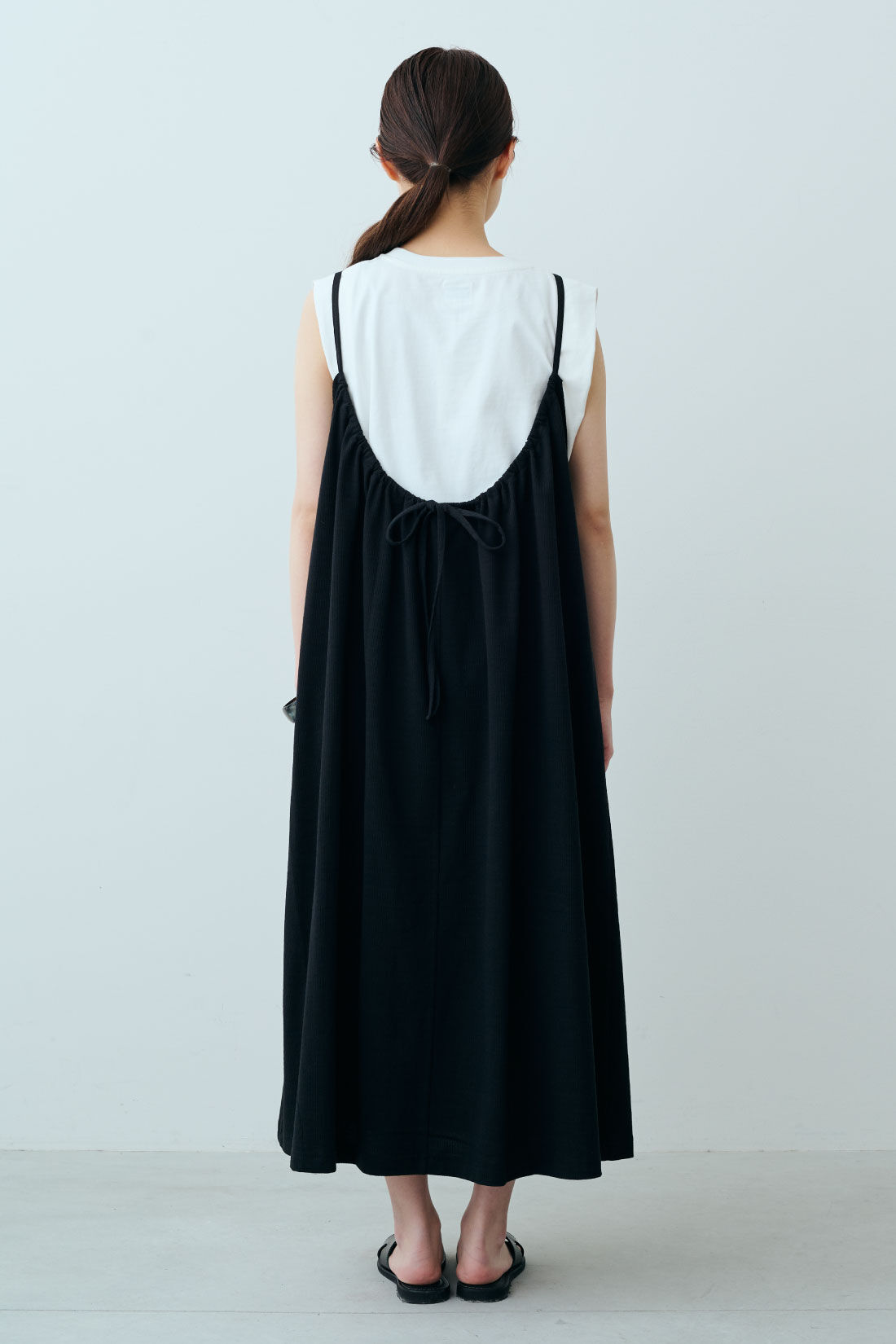 fashion special|【WEB限定・特急便】　Lee CAMISOLE DRESS|3：ブラック　モデル身長：163cm