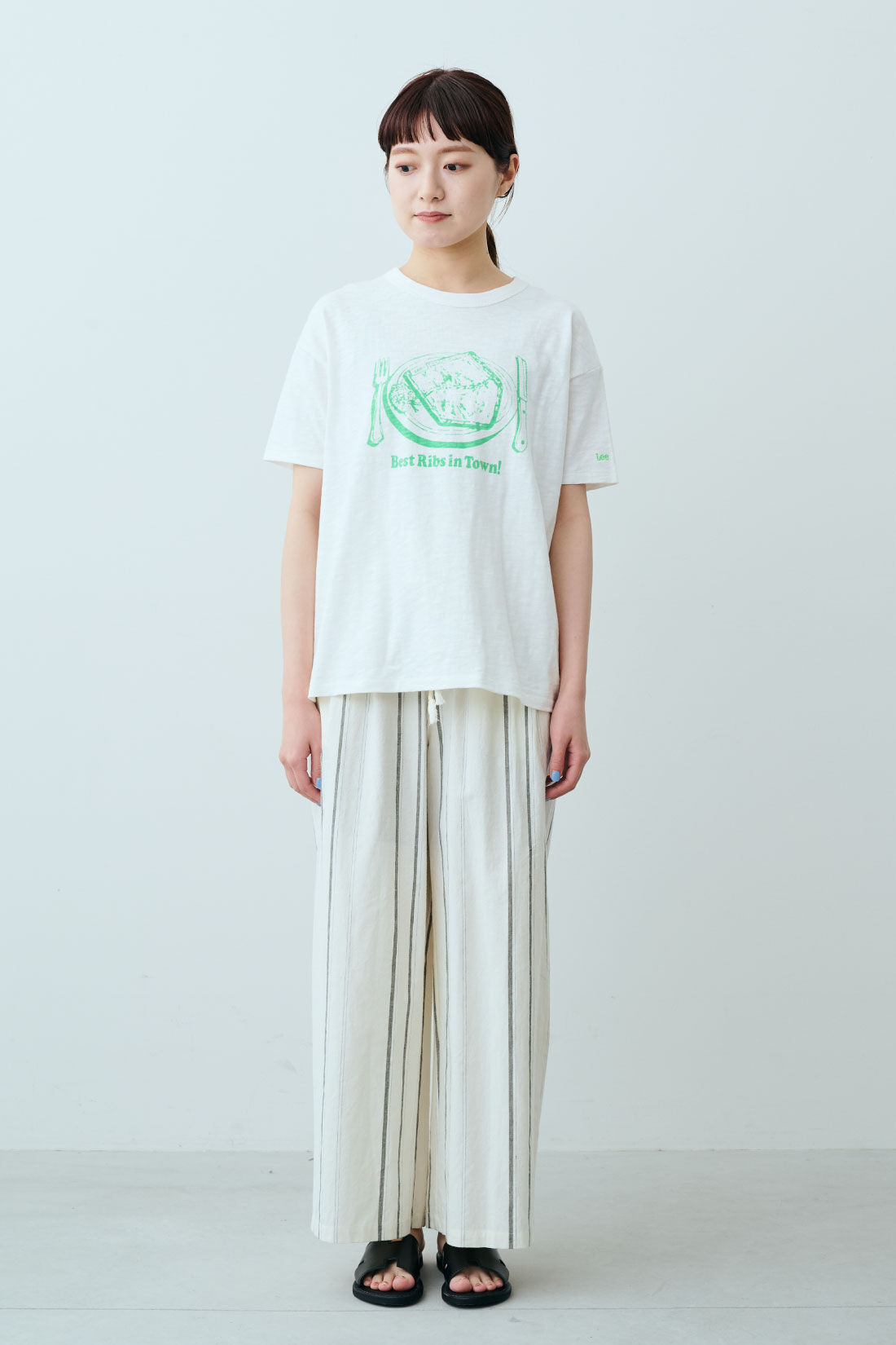 fashion special|【WEB限定・特急便】　Lee PRINT H/S TEE|1：ホワイト　モデル身長：163cm