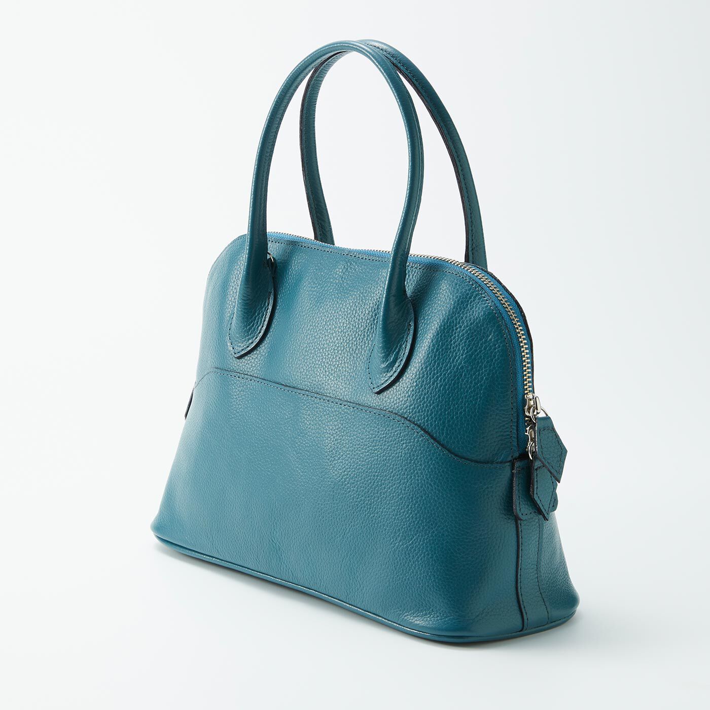 FelissimoLX|LX　大人女性の理想を込めた　本革ブガッティバッグ（サックスブルー）|青が持つさわやかさとグレーの上品な大人っぽさが合わさった魅了的なカラー。