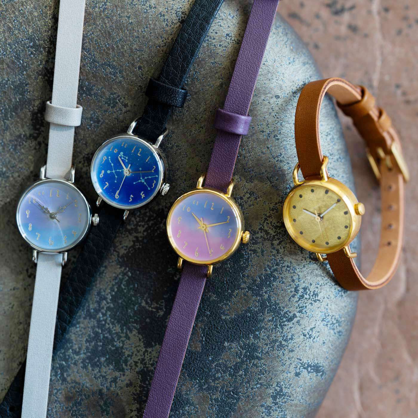 ＆Stories|金沢の時計職人が手掛けた　夏の星座に見惚れる腕時計〈ブラック〉|職人さんが一点ずつ丁寧に作る、人の手から生まれたあたたかみが感じられる時計です。