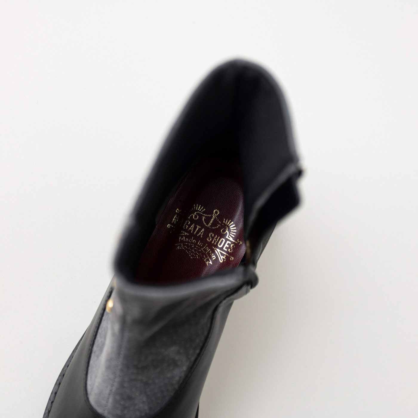 長田の靴職人とプランナーＭＯＥが作った 職人本革のボタンアップ