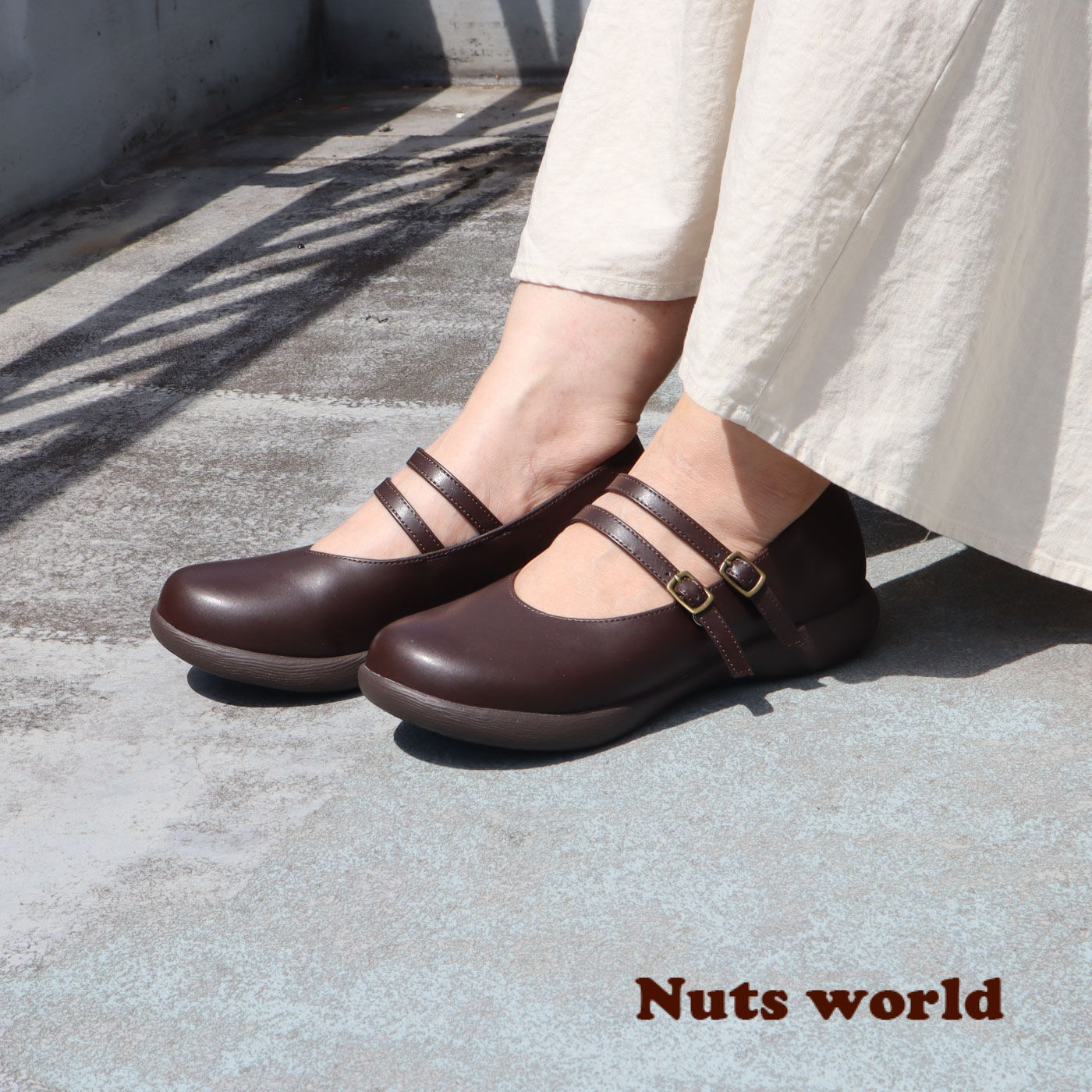 FELISSIMO PARTNERS|Ｎｕｔｓ　ｗｏｒｌｄ　２ＷＡＹがうれしいダブルストラップシューズ〈うす茶〉