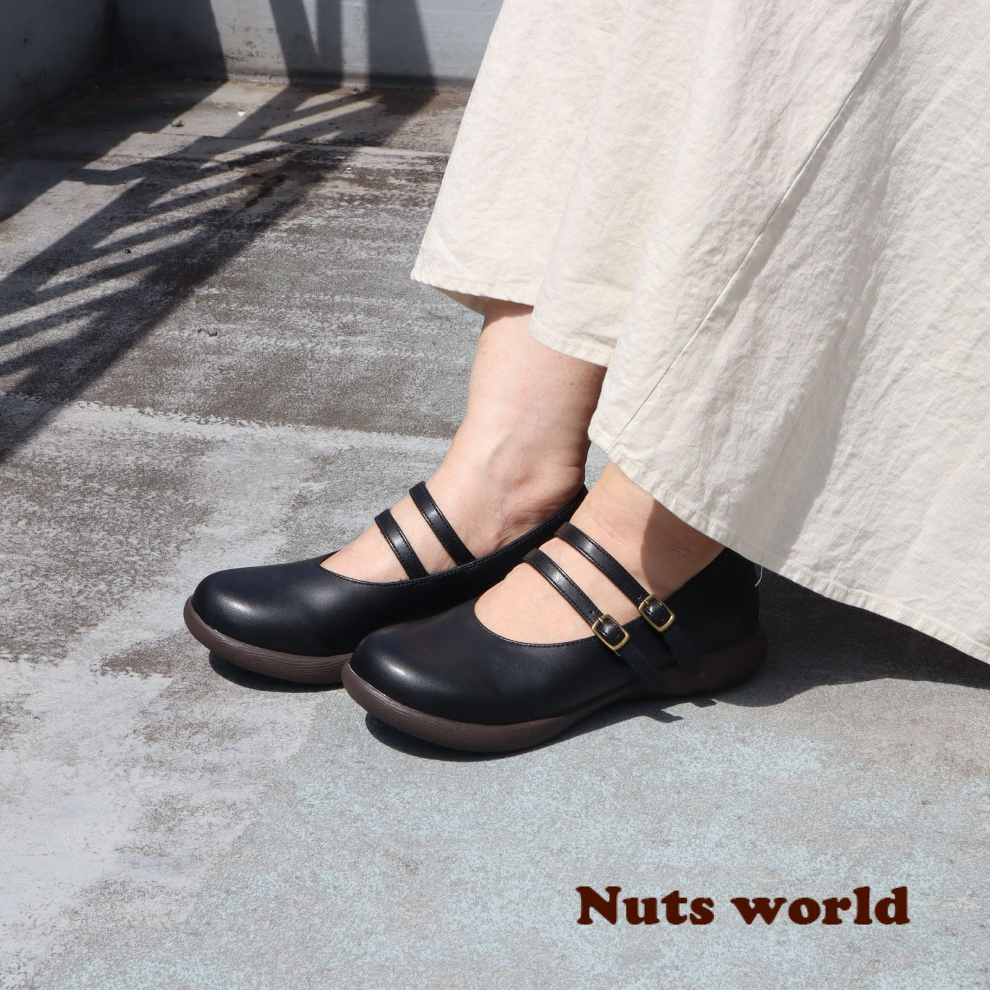 FELISSIMO PARTNERS|Ｎｕｔｓ　ｗｏｒｌｄ　２ＷＡＹがうれしいダブルストラップシューズ〈うす茶〉