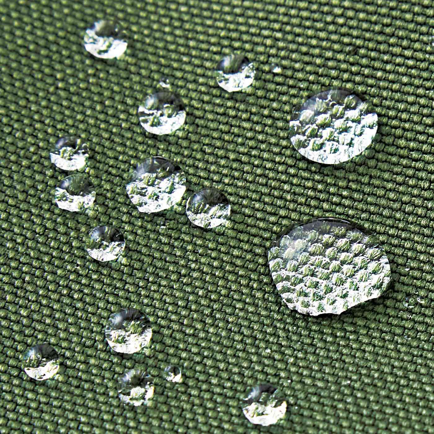USEDo|底メッシュポケットに傘が入る　収納上手な７つ星ショルダーバッグの会|ちょっとした水をはじく撥水（はっすい）加工済み。