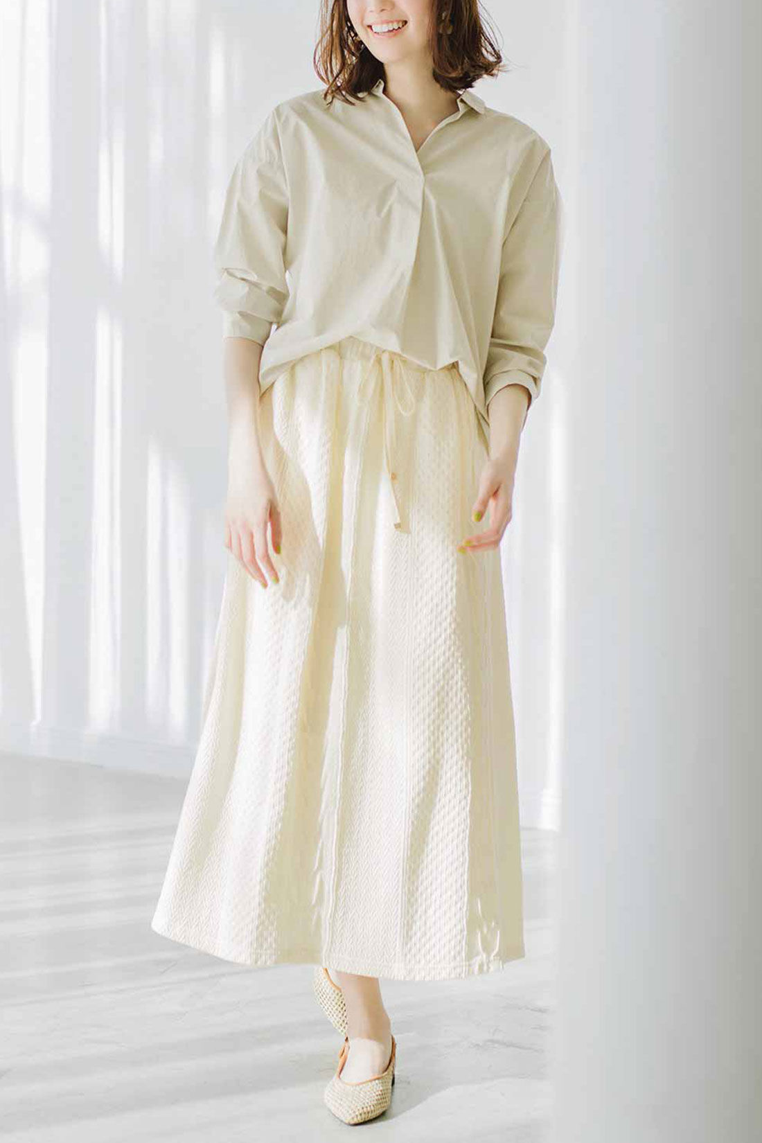 Live in  comfort|Live love cottonプロジェクト　リブ イン コンフォート　編み柄が素敵なオーガニックコットンロングスカート〈アイボリー〉|※着用イメージです。お届けするカラーとは異なります。
