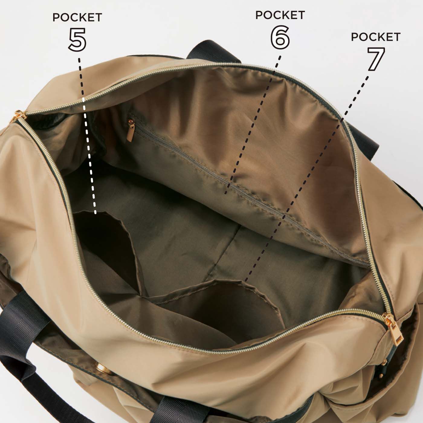 フェリシモの雑貨 Kraso|7ポケットで使いやすい 大きめボストンバッグ|内側にはファスナー付きポケットとオープンポケットが2個の便利仕様。