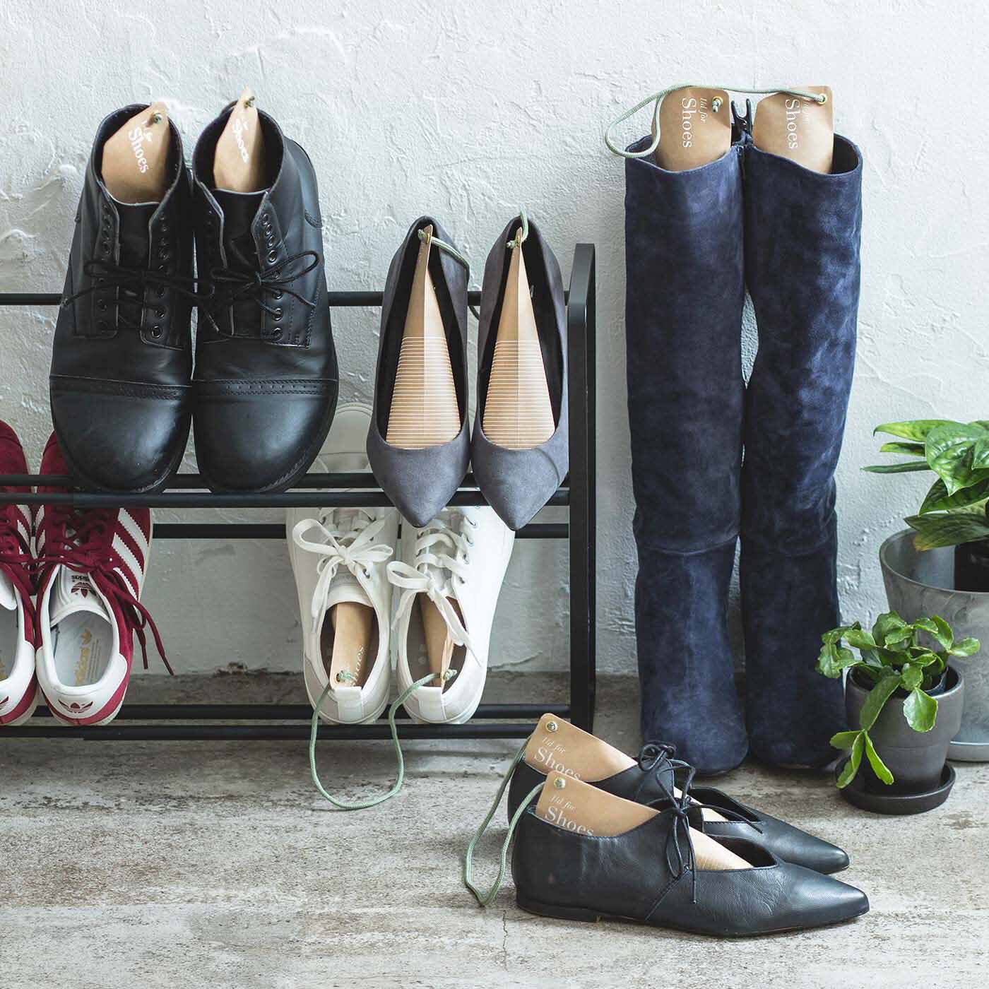 フェリシモの雑貨 Kraso|1/d for Shoes 靴用除湿剤の会|スニーカーやロングブーツにも。お気に入りの靴の日々のお手入れに。