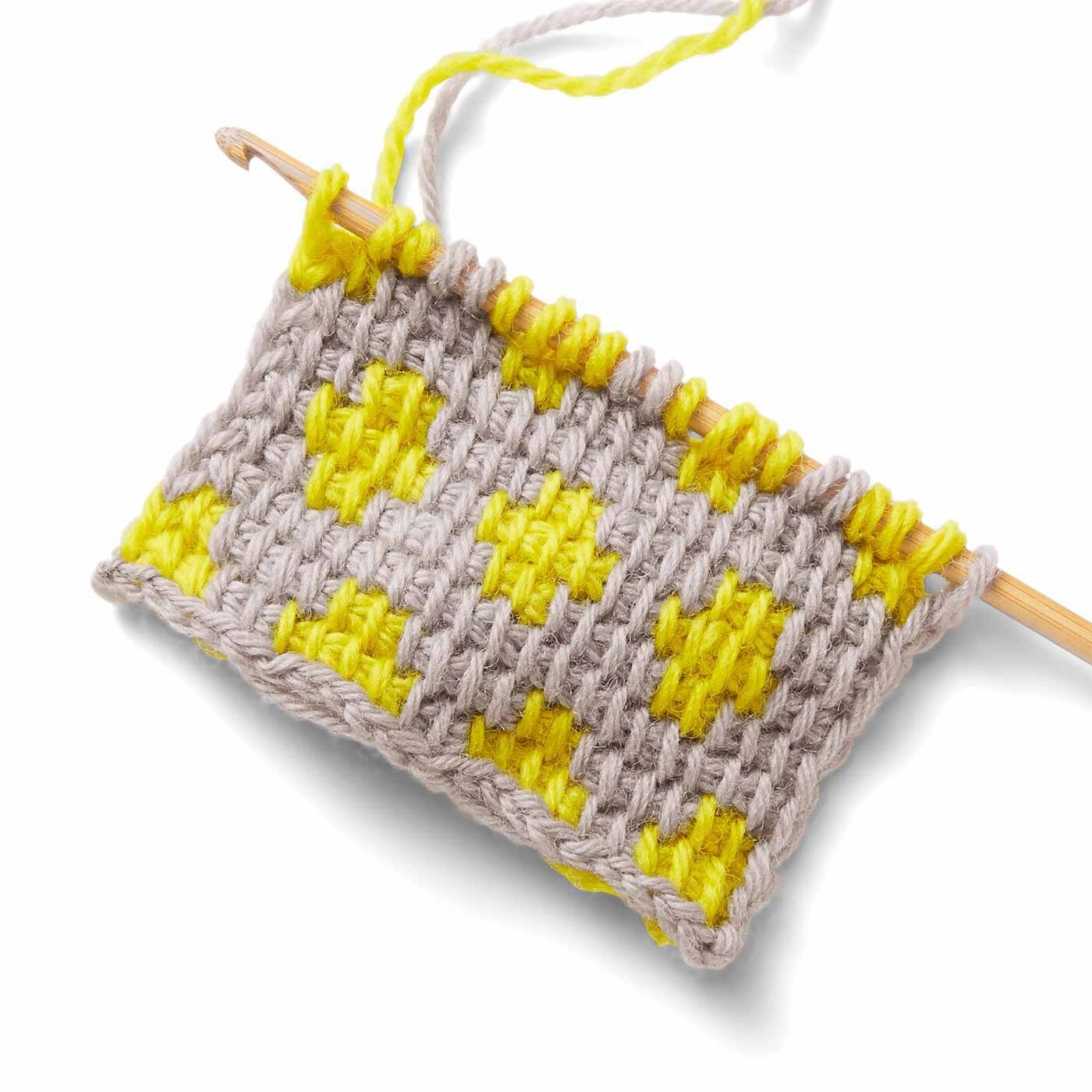 Couturier|ぽってり編み地がなつかしいアフガン編みのサンプラーの会|かぎ針と棒針を合わせたような専用の針で編むカラフルな編み地。