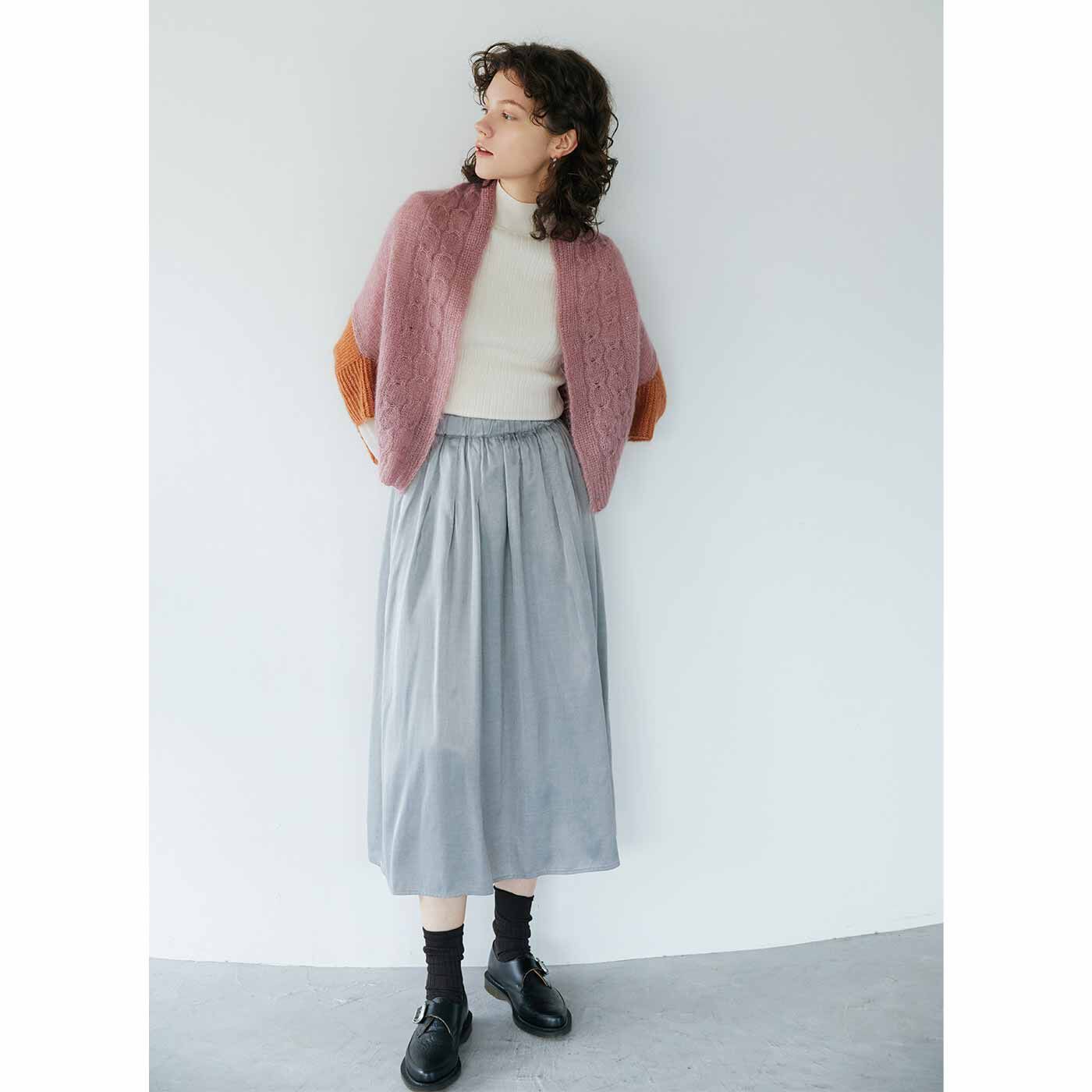 Couturier|【10月分以降お届け】ROWAN × amuhibi はじめてさんの「着るもの」シリーズ ふんわりカーディガン〈ピンクと金茶〉