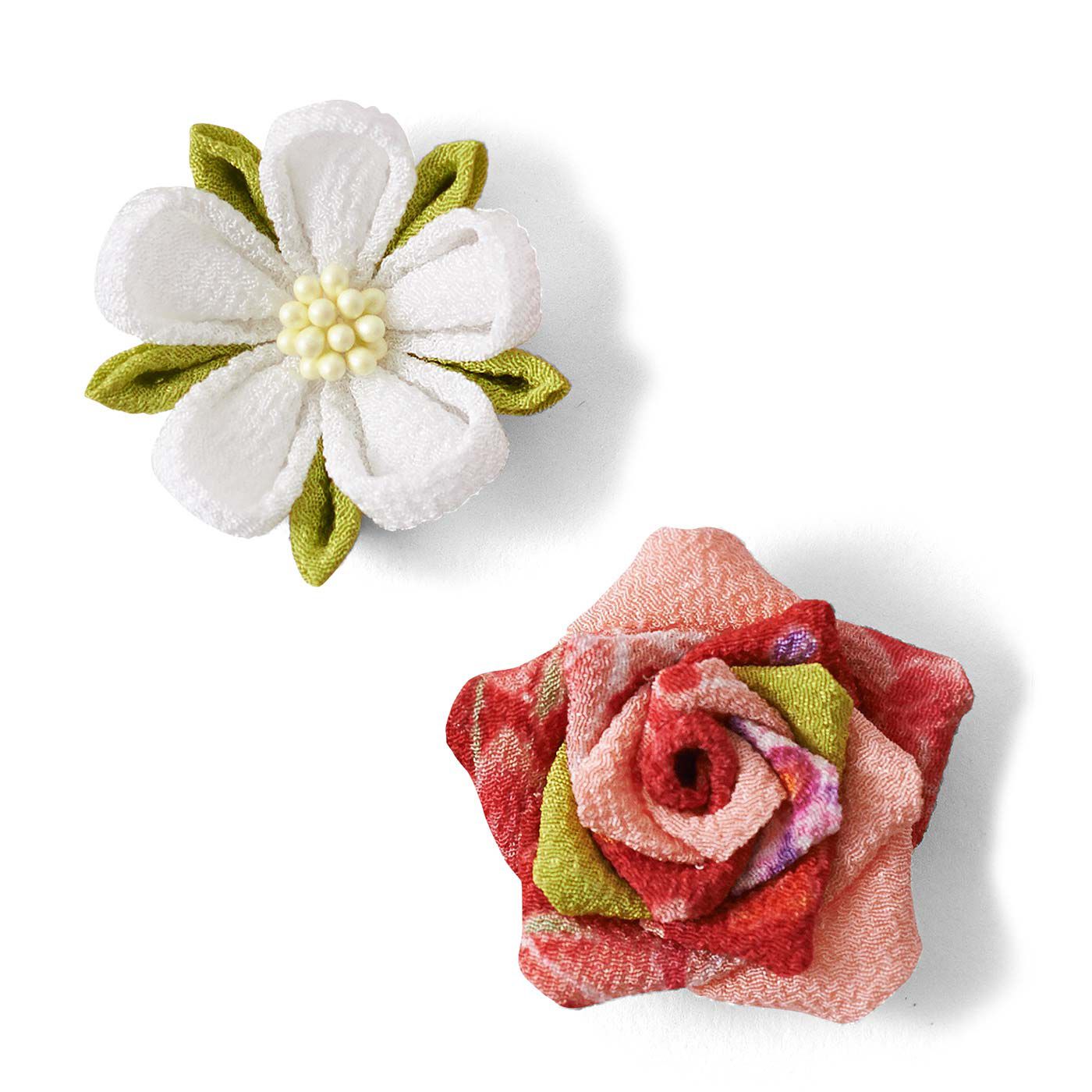 Couturier|小さな一輪に個性がキラリ つまみ細工の花図鑑の会|イチゴ・バラ