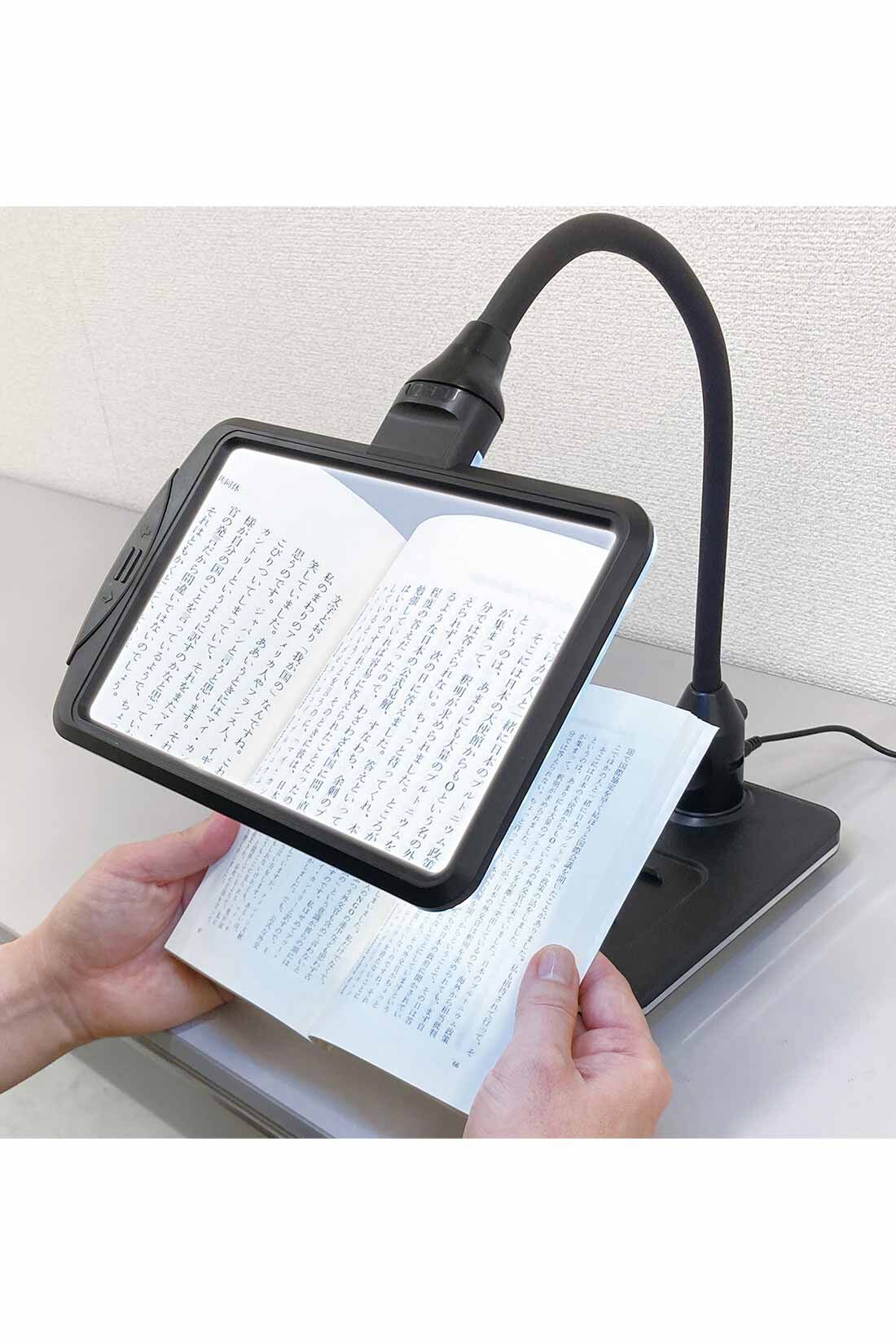 ミニツク|読書も充電もできる 大きなLEDスタンドライトルーペ|3倍率ワイドレンズと28灯LEDライトで読書に最適。