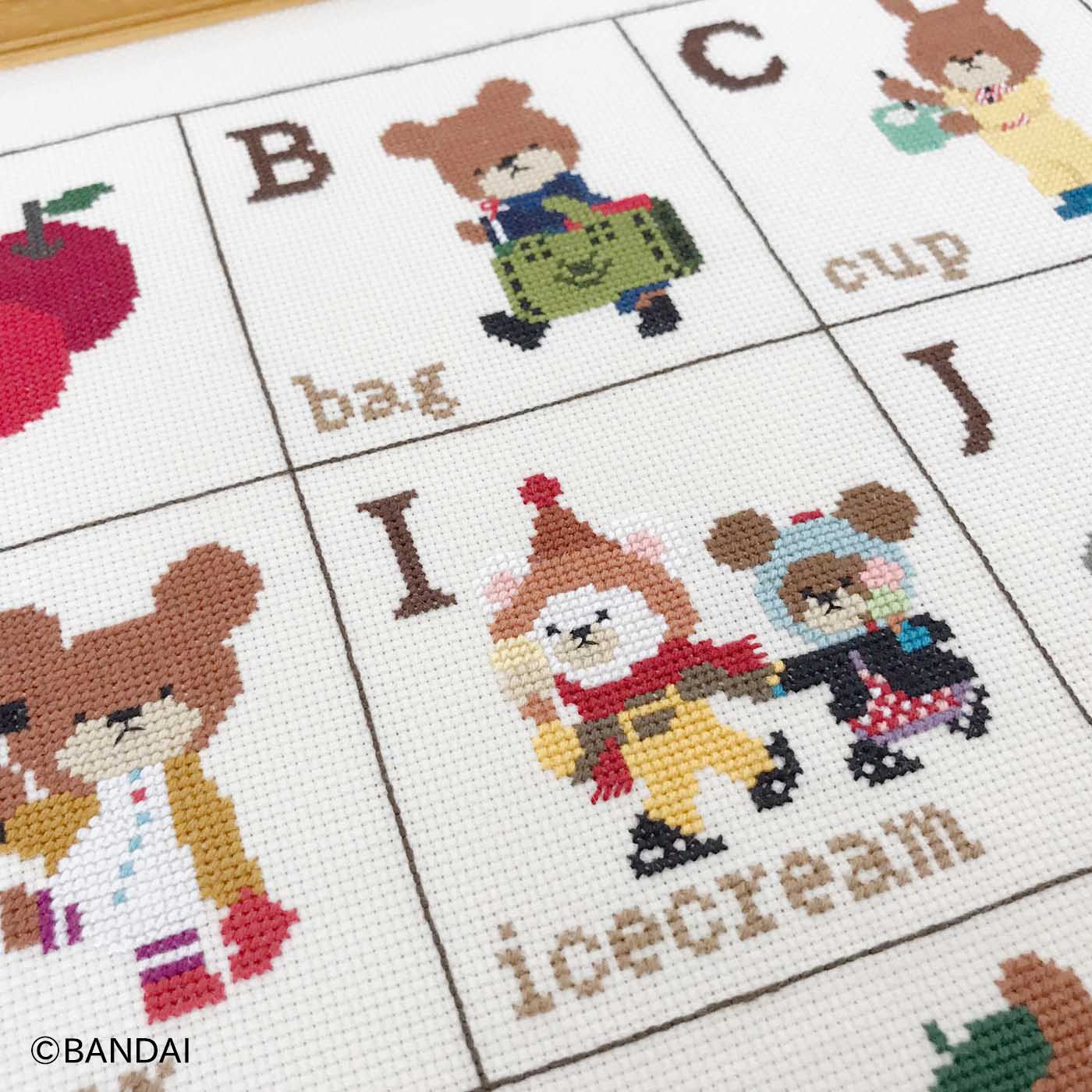 年末年始大決算 フェリシモ くまのがっこう ABC クロスステッチ 刺繍