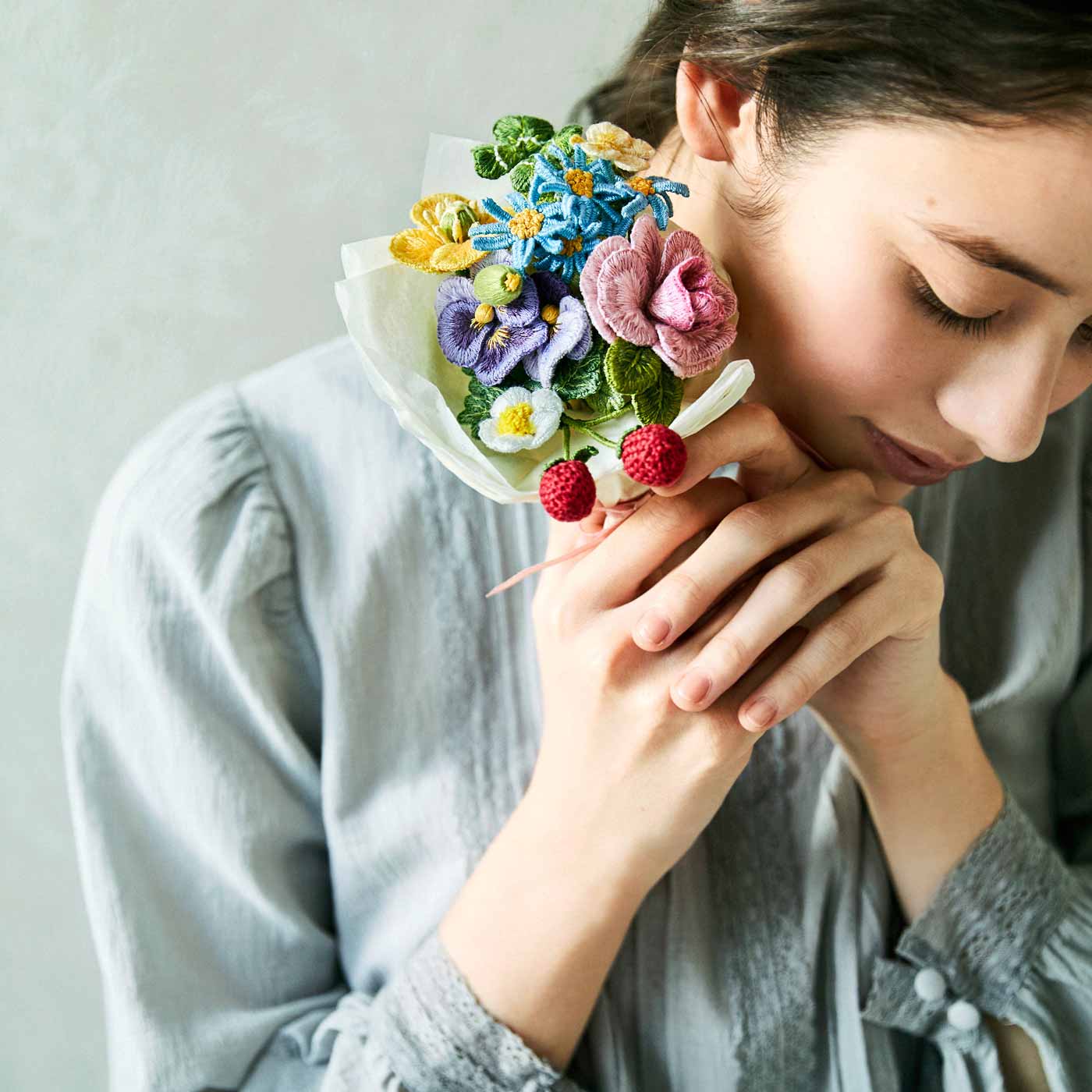 多彩な花を咲かせて立体的な刺しゅうを楽しむ スタンプワーク の会 刺しゅう 手芸 手づくりキット 手芸 手づくりキット ハンドメイド雑貨の通販 Couturier クチュリエ